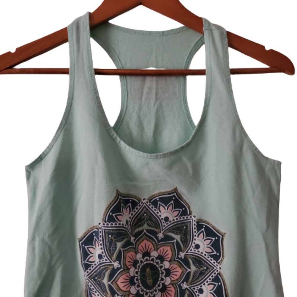 Lily Grace Women's Bee Calm Bee Grateful Tank Top Mint Green Size Medium - Picture 7 of 11
